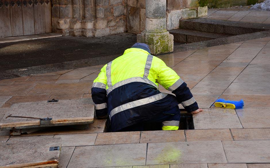 débouchage de canalisations Courbevoie